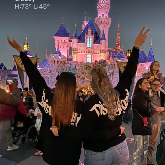 Meet your Posher, Jenny - Picture 1 of 1